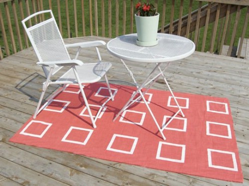 Easy Outdoor Burlap Rug