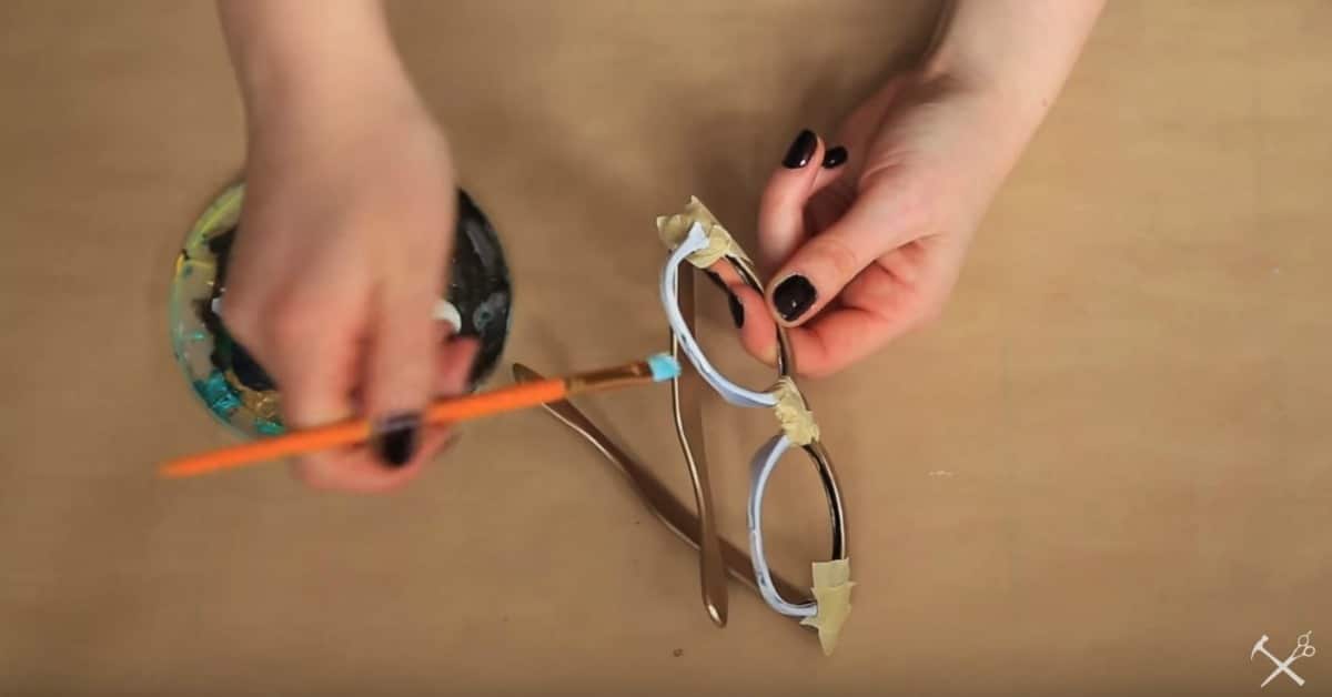 How To Transform Cheap Sunglasses Into Fancy Designer Sunglasses DIY   Featured 10 