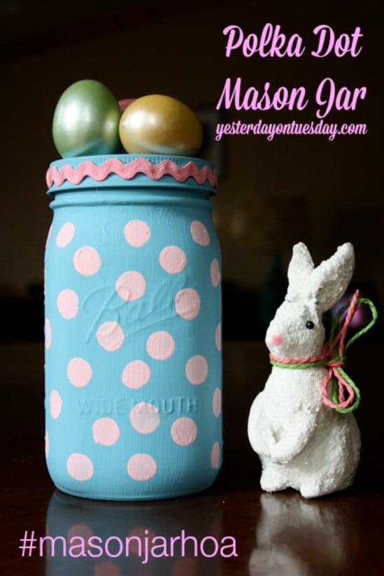 16 DIY Mason Jar Easter Projects