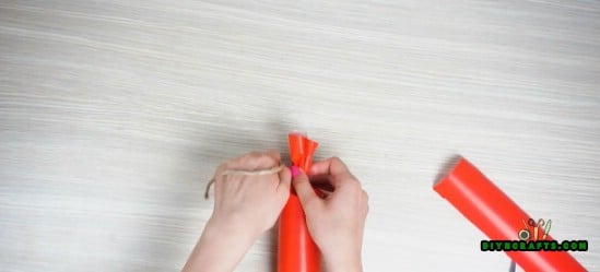 4 Fun and Decorative Paper Roll Crafts You Can Make in 3 Minutes - DIY