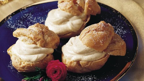 Homemade Eggnog Cream Puffs